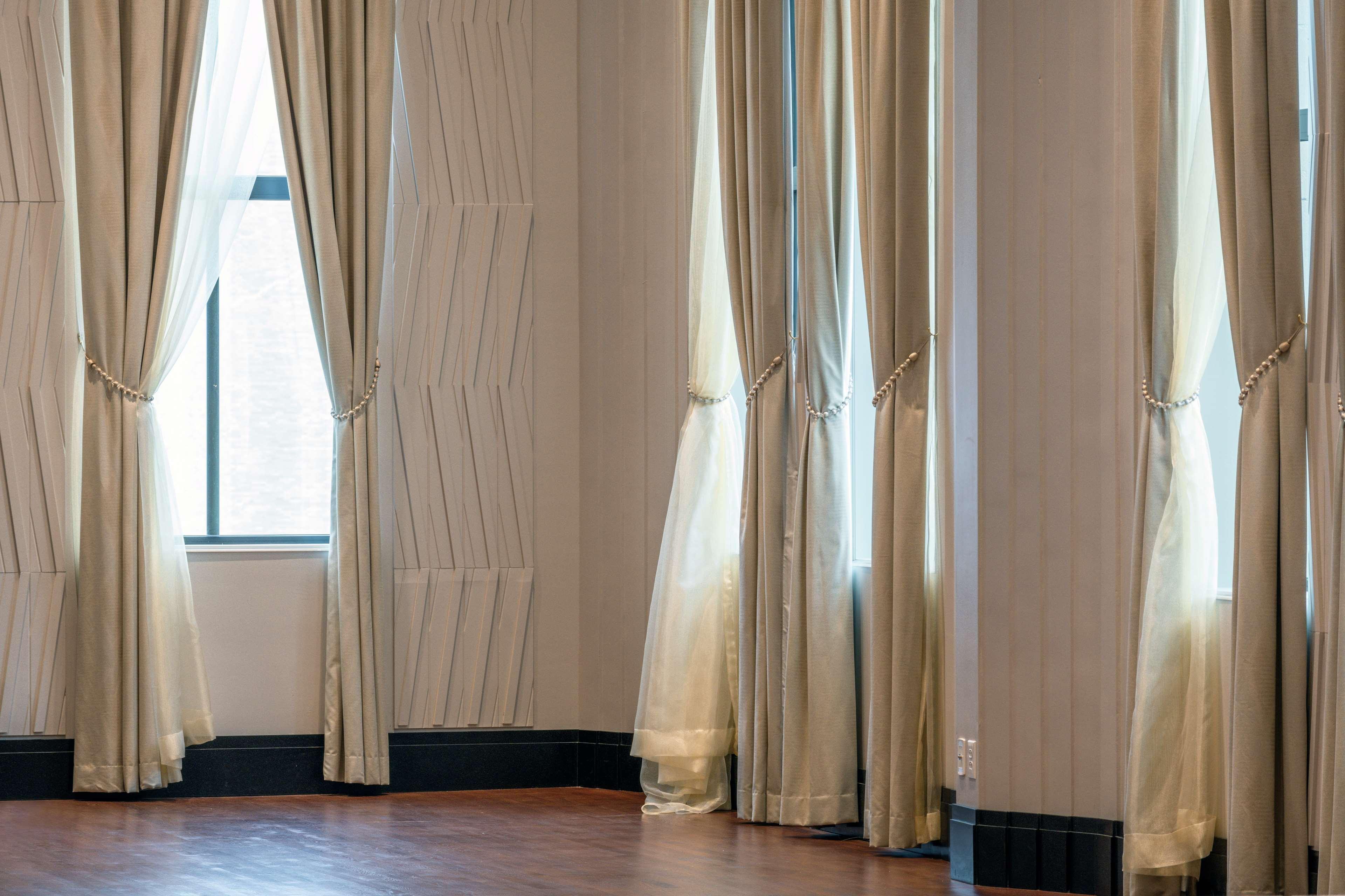 Tulsa Club Hotel Curio Collection By Hilton Екстериор снимка