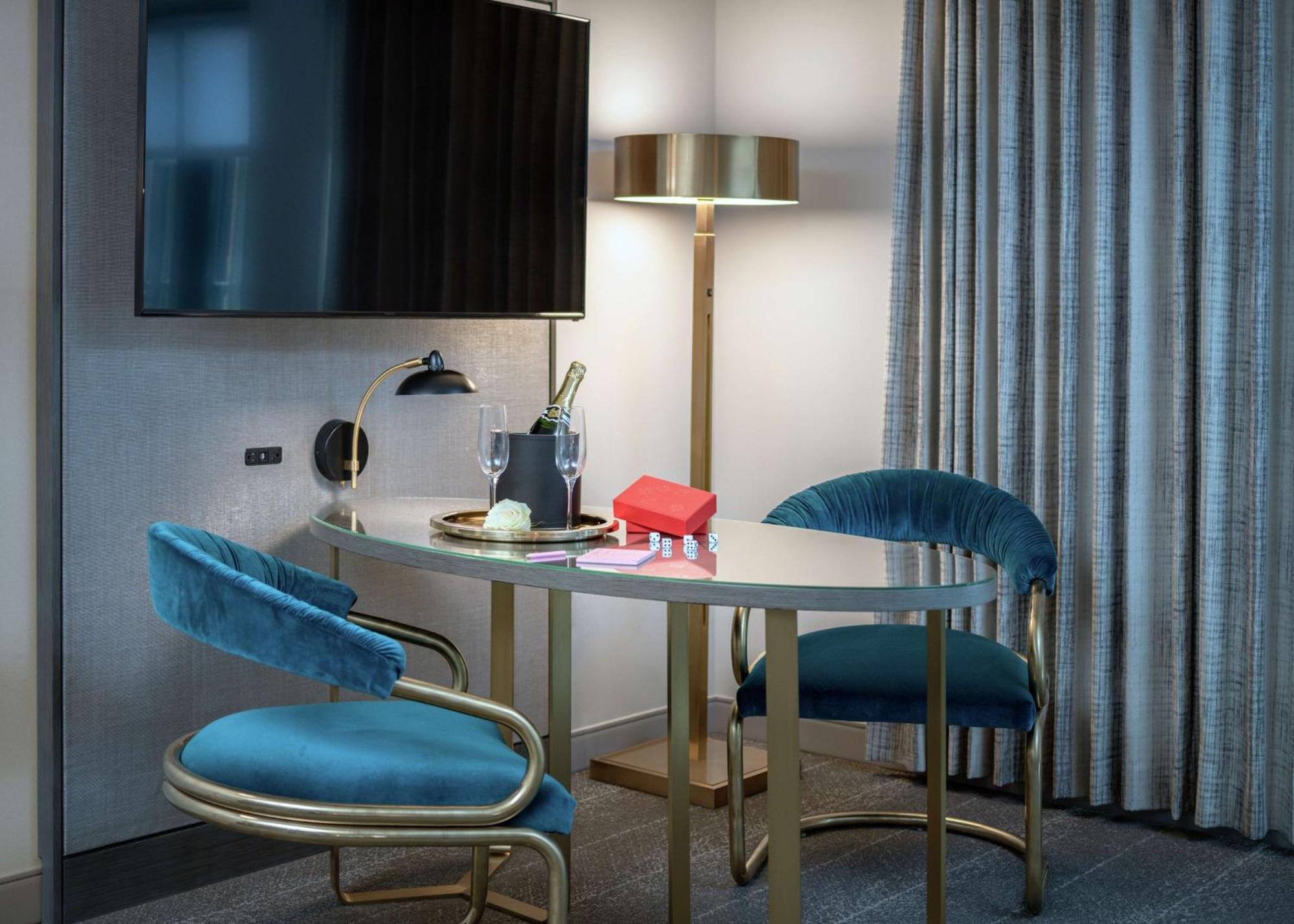 Tulsa Club Hotel Curio Collection By Hilton Екстериор снимка