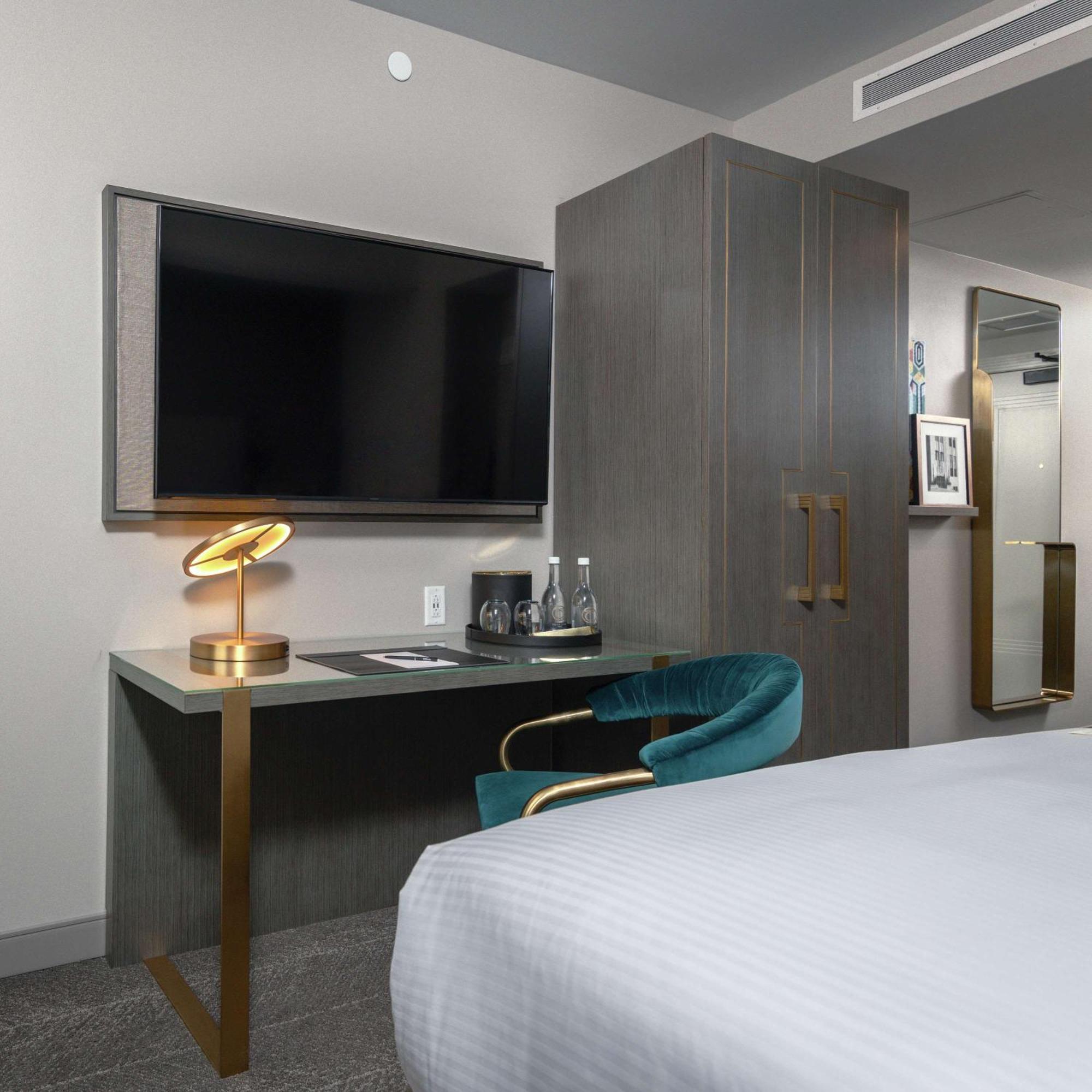 Tulsa Club Hotel Curio Collection By Hilton Екстериор снимка
